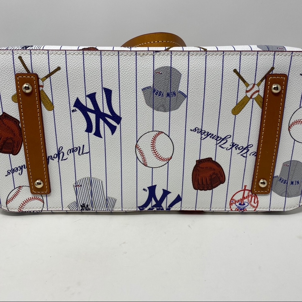 Dooney & Bourke New York Yankees Tammy Tote - Picture 3 of 7